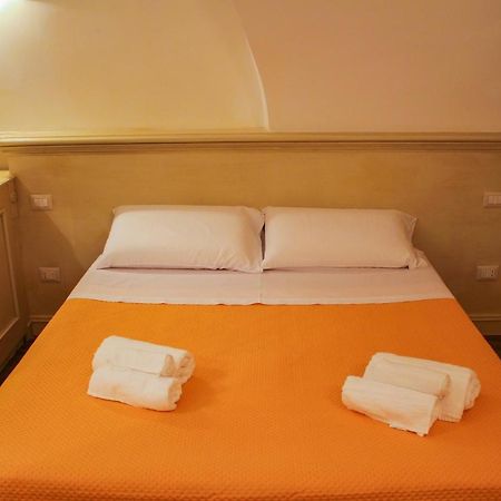 Al Civico 4 Bed and Breakfast Molfetta Eksteriør billede