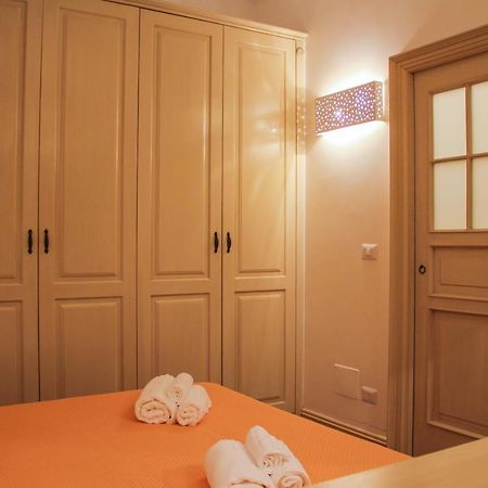 Al Civico 4 Bed and Breakfast Molfetta Eksteriør billede