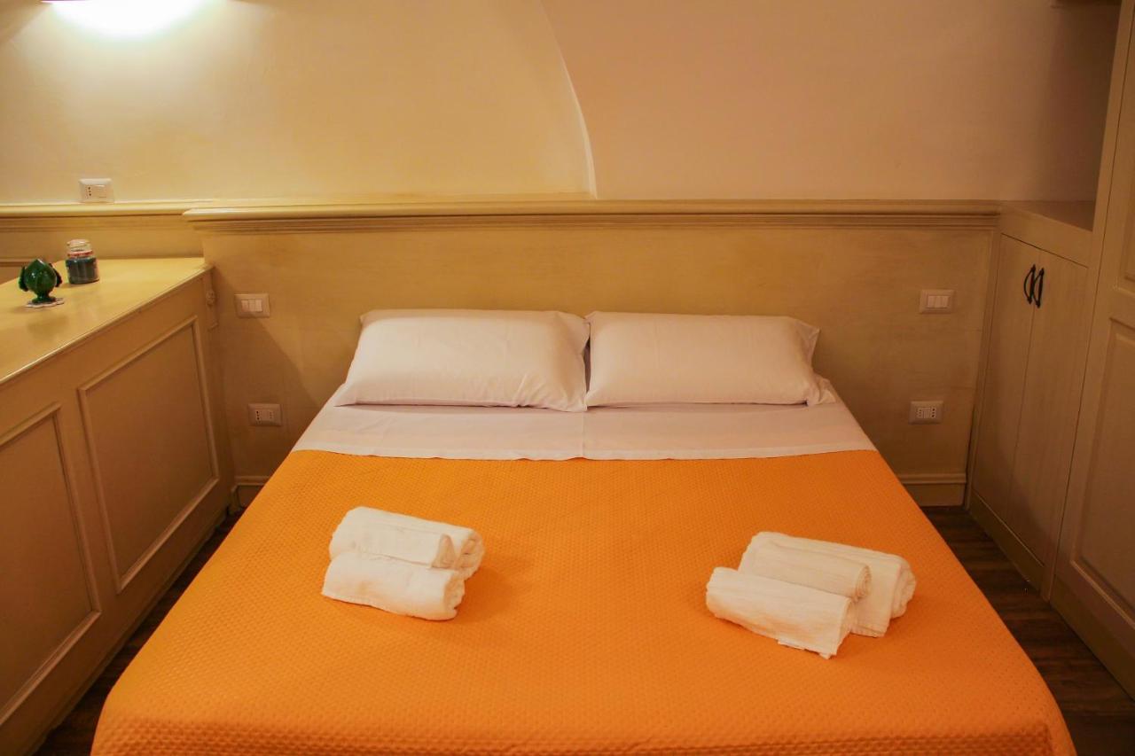 Al Civico 4 Bed and Breakfast Molfetta Eksteriør billede