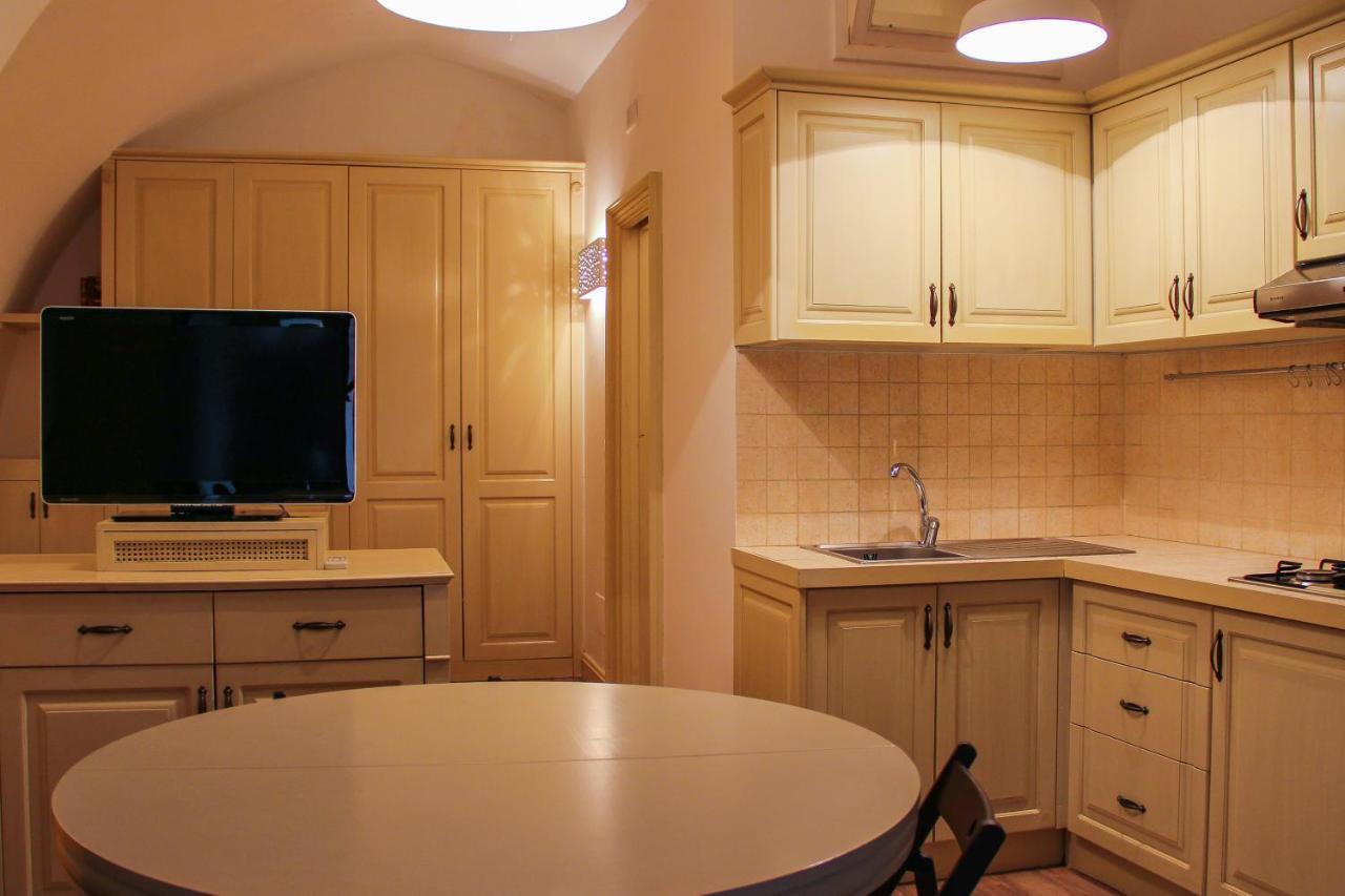 Al Civico 4 Bed and Breakfast Molfetta Eksteriør billede